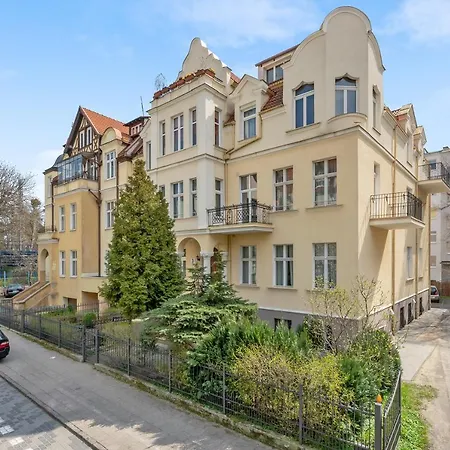 Apartamenty Przy Helskiej - Basement - Przyziemie Zoppot Exterior foto